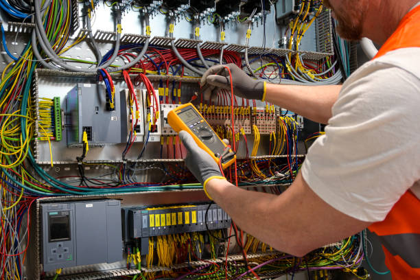 Best Circuit Breaker Repair  in Le Roy, IL